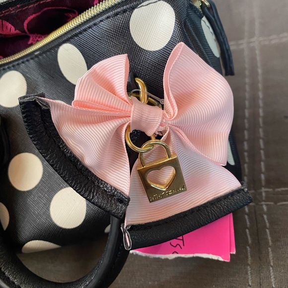 Betsey Johnson Black White Polka Dot Mini Bag Handle Small Bow Pocketbook - Picture 4 of 7